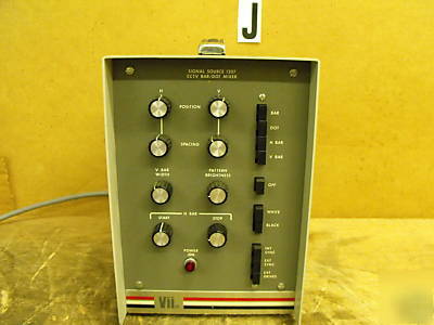 Visualinfo inst. inc. signal source 1207 bar/dot mixer.