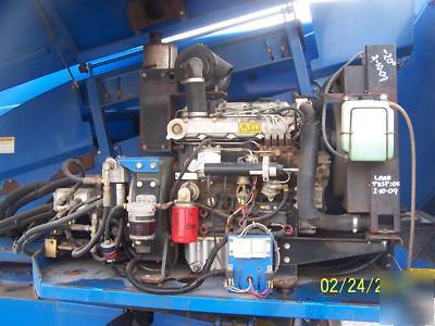 2001 upright SB60 4X4 60 ft. telescopic boom lift jib