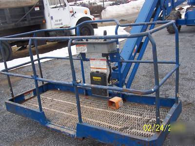 2001 upright SB60 4X4 60 ft. telescopic boom lift jib