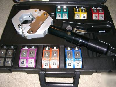 Blue point hydraulic standard a/c hose crimper w/dies