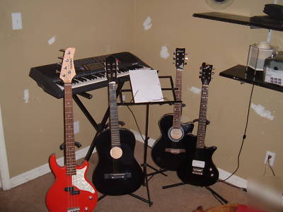 Business of jingles for radio and tv, price was $ 4900