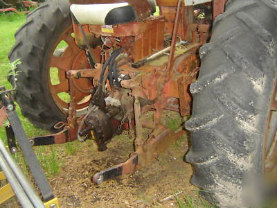 Farmall 460 6 cyl gas tractor with loader no 