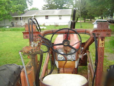 Farmall 460 6 cyl gas tractor with loader no 