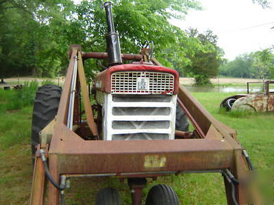 Farmall 460 6 cyl gas tractor with loader no 