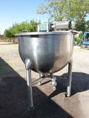 Stainless steel mixing kettle - 200 gallon capacity