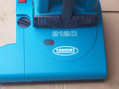 Tennant 3120 V120 dual motor upright vacuum cleaner