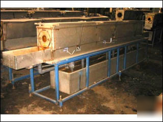 12' stainless steel spray/flood coolingtank wit...
