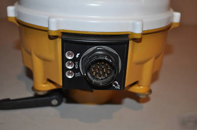 Trimble cat MS990C gps machine control receiver/antenna