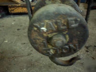 Yale three phase trolly cable hoist complete