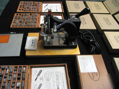 Kingsley m-60 monogramming machine