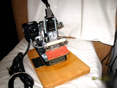 Kingsley m-60 monogramming machine