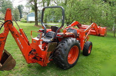 Kubota L2900 1995 0NE owner garage kept low,low 661 hrs