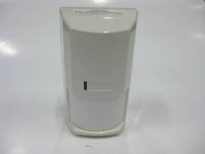 New bosch pir-microwave motion sensor 35FT x 35FT 