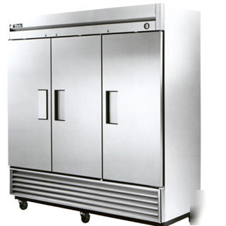 True t-72F reach-in freezer, 3 stainless steel doors, 7