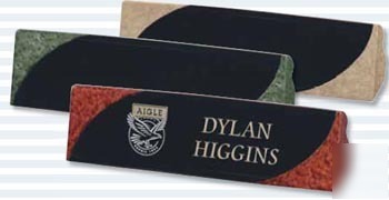 Beautiful desk plates - free engraving 