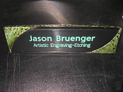 Beautiful desk plates - free engraving 