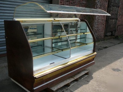 Columbus high refrigerated / dry bakery deli case 72
