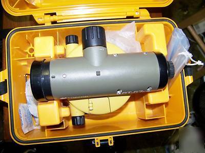 Topcon at-67N auto level excellent to better