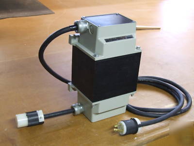 Topaz ultra isolation transformer 5KVA 91005-11 