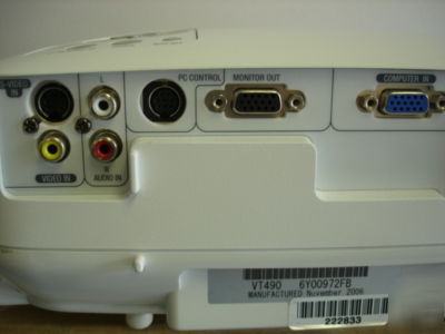 Nec VT490 lcd video projector w/ 2000 ansi lumens 