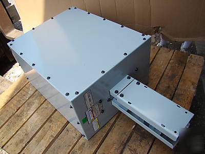 New siemens sentron 225 amp bus duct bar busway tap box 
