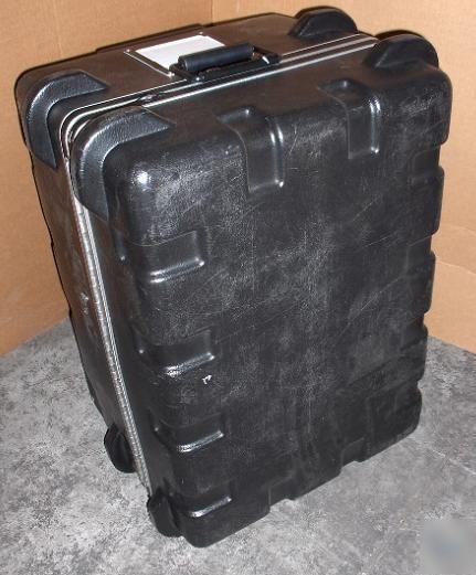 Skb wheeled black plastic road roadie case 26
