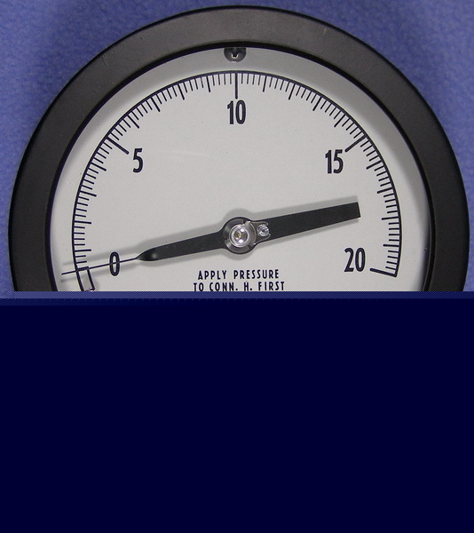 Differential pressure gauge; 0-20 psi range; 1/4