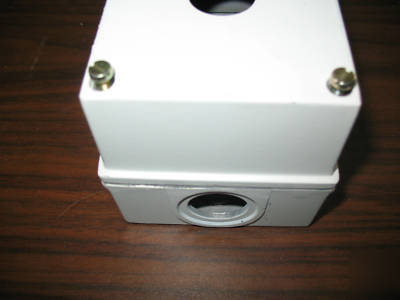 Allen bradley 800E-1M push button enclosure for 22.5MM