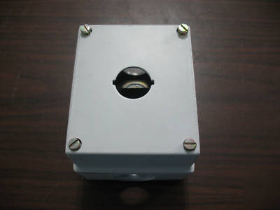Allen bradley 800E-1M push button enclosure for 22.5MM