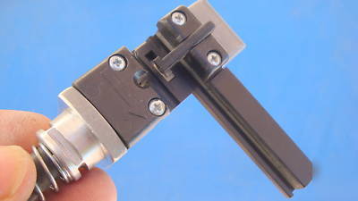 Amp 58443-1 terminating head tool assembly mta .156