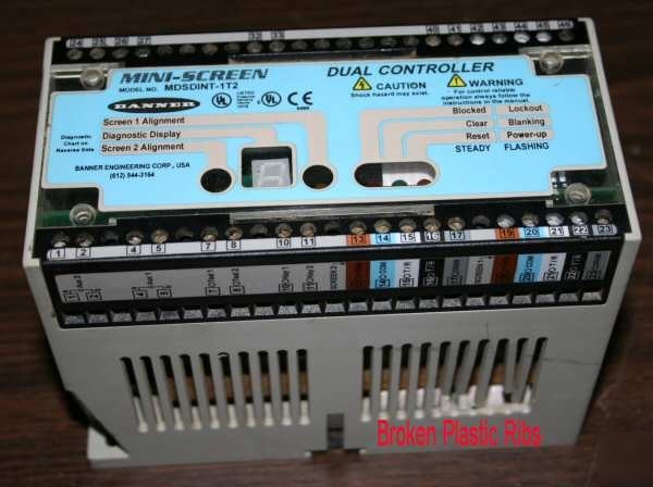 Banner - mini-screen dual controller light mdsdint-1T2