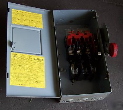 Cutler-hammer hd 30A safety disconnect switch DH361FGK 
