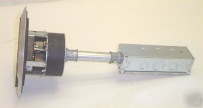 Wiremold walker floor box plug in for tile or carpet