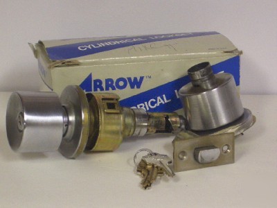 Arrow industrial door cylindrical lockset M12 26D used