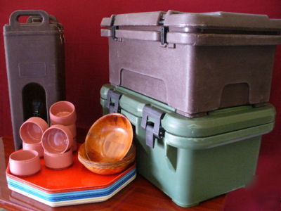 Used cambro insulated food / beverage container set