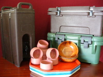 Used cambro insulated food / beverage container set