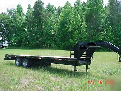 New 2010 30' 10 ton gooseneck deckover trailer
