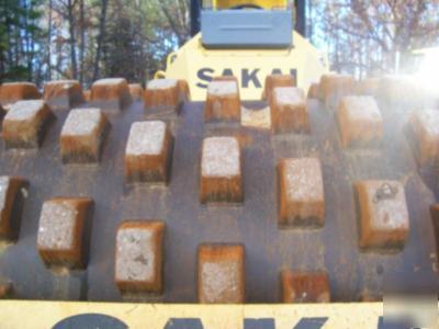 Sakai SV505T padfoot compactor roller