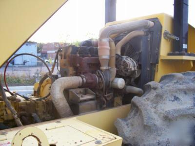 Sakai SV505T padfoot compactor roller