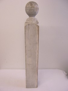 Vintage wood baluster 4 1/2 x 4 1/2