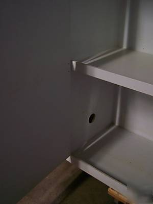 Acids / corrosive storage cabinet polypro 4'X19