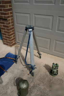 Aluminium surveyor's tripod with strap & carry bag - ec