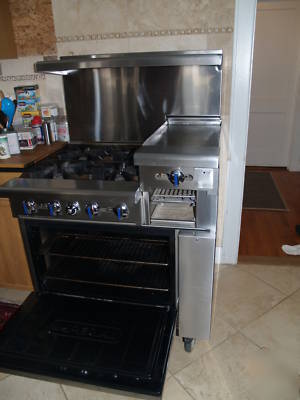 36'' 4BURNER /12'' raised griddle/broiler range oven