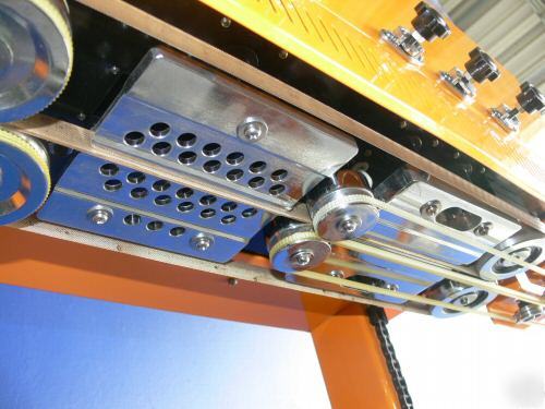 Apolo CBS1010C continuous vertical band sealer + coder
