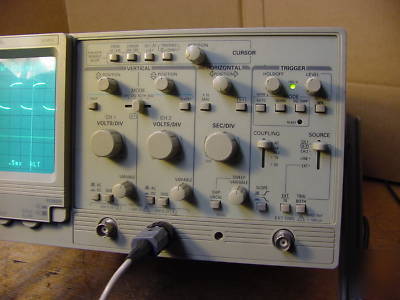 Tektronix TAS250 dual channel oscilloscope 50 mhz/probe