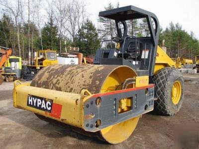 2003 hypac bomag C840C compactor, 84