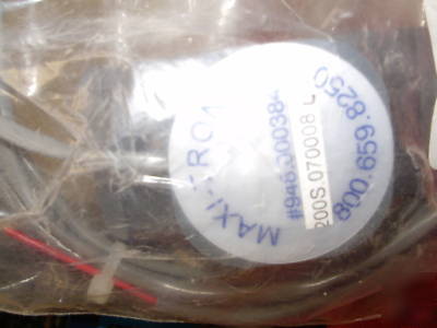New maxi-tronic FM200 flow monitor 