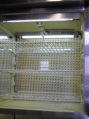 Refrigerator/merchandiser~countertop/passthru~lighted 