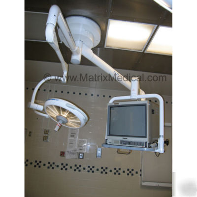 Alm prx prismalix surgical light with monitor arm ~ or