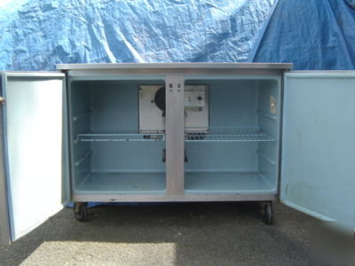Delfield refrigerator UC4048